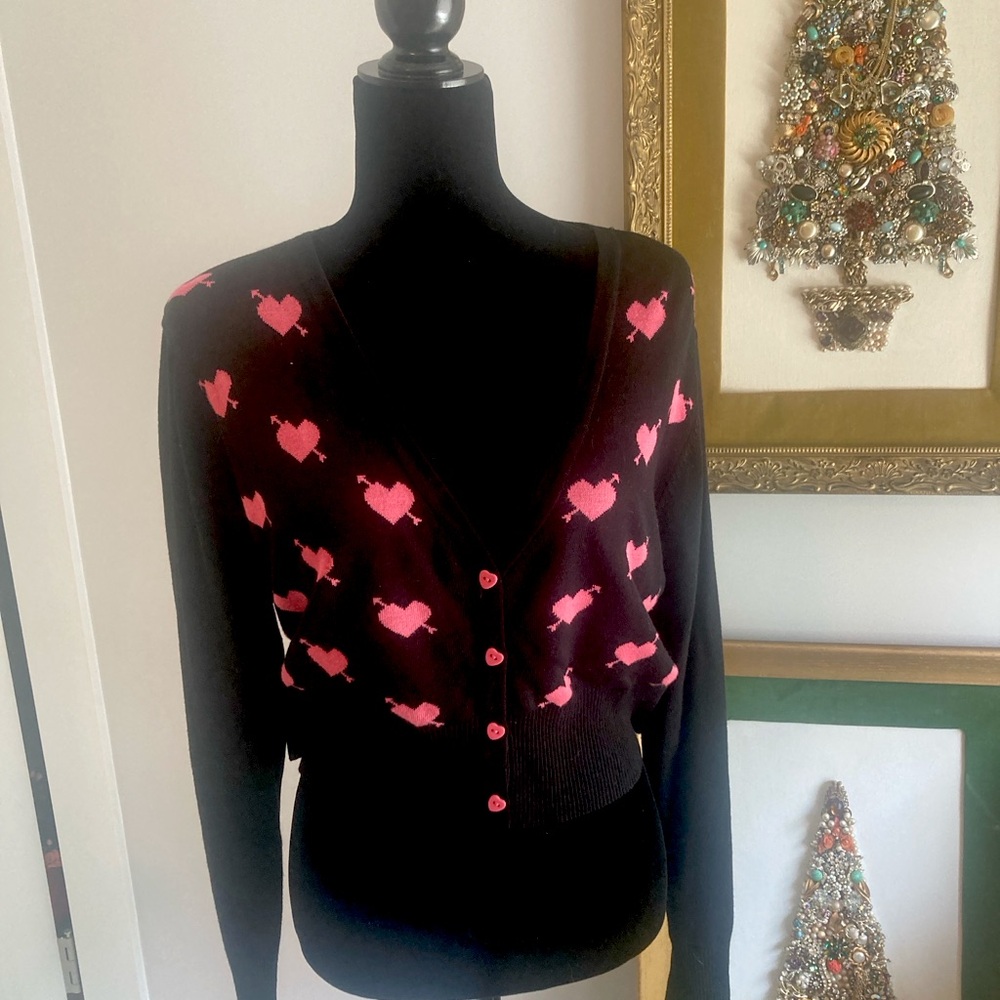 Voodoo Vixen Cropped Cupid Hearts Cardigan